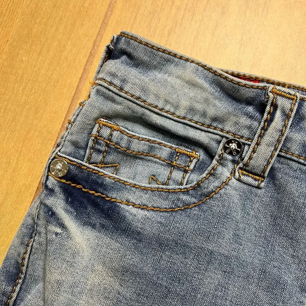 True Religion Becca Denim Shorts Womens Sz 26 Light Wash Cutoff Raw Hem Mid Rise